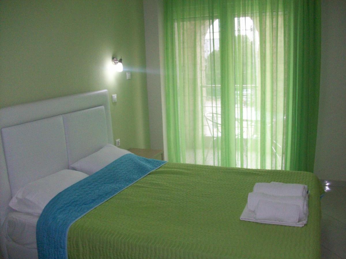 Mavridis Rooms 2 Nikiti  Ngoại thất bức ảnh