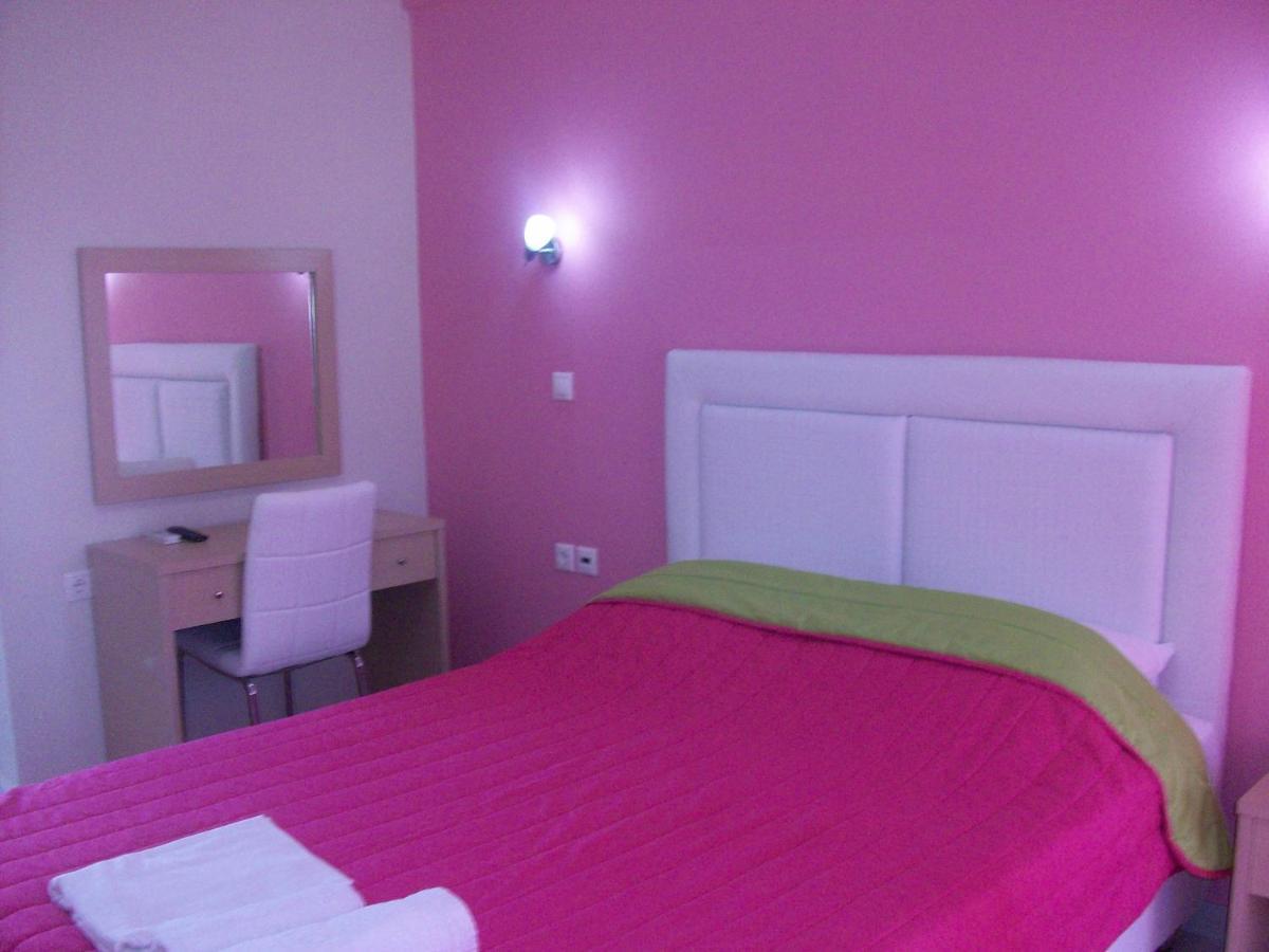 Mavridis Rooms 2 Nikiti  Ngoại thất bức ảnh