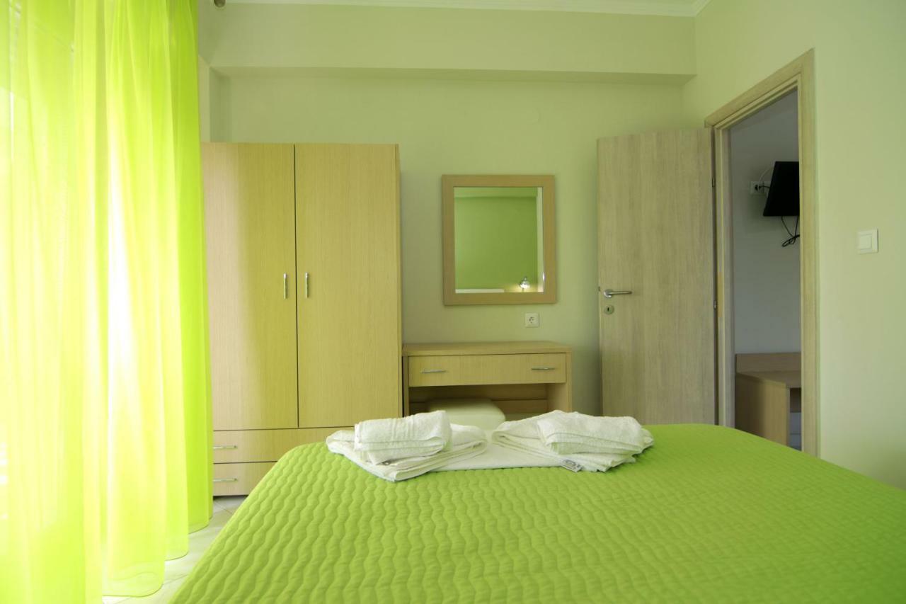 Mavridis Rooms 2 Nikiti  Ngoại thất bức ảnh